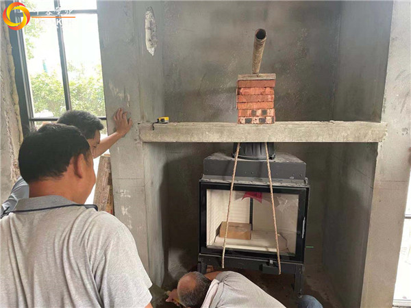 上海湯臣別墅丹麥Morso S101-11壁爐安裝.jpg