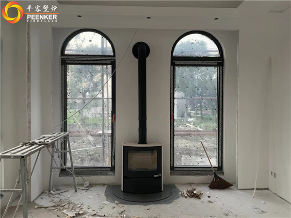 呼和浩特半山半水別墅丹麥Aduro A15SK壁爐安裝.jpg