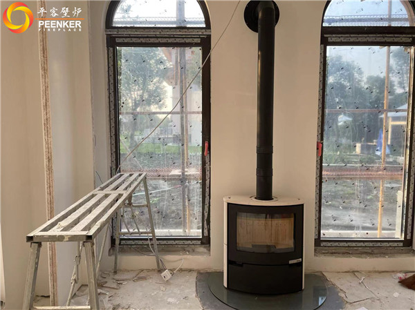 呼和浩特半山半水別墅丹麥Aduro A15SK壁爐安裝.jpg