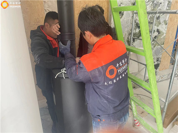 鎮(zhèn)江江南岸別墅丹麥進(jìn)口壁爐Morso 8893安裝.jpg