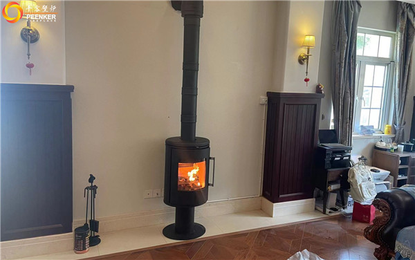 上海喬愛別墅城丹麥鑄鐵火爐Morso 6848安裝.jpg