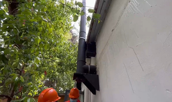 別讓壁爐閑置!夏季保持煙囪暢通益處多.jpg 別讓壁爐閑置!夏季保持煙囪暢通益處多.jpg