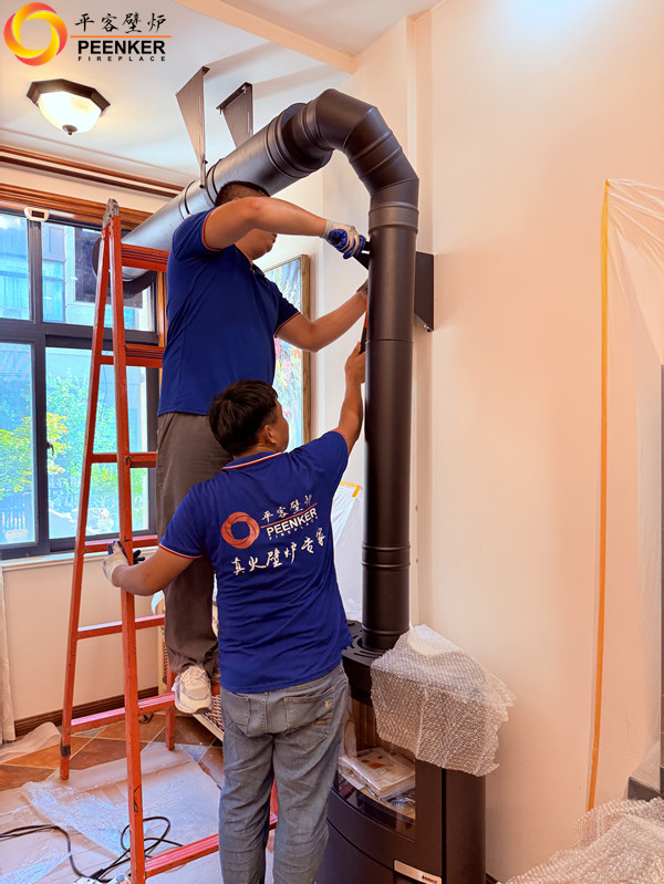 合肥丹麥Aduro A15真火壁爐安裝.jpg