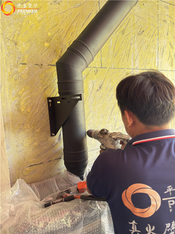 南京金隅紫京疊園英國fireline PV85i壁爐安裝.jpg