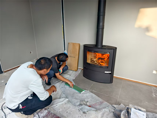 蘇州本色美術館丹麥Aduro 15壁爐安裝.jpg