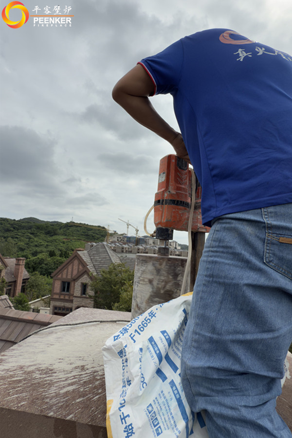 鎮(zhèn)江紫金7號(hào)丹麥Morso 5660嵌入壁爐安裝.jpg