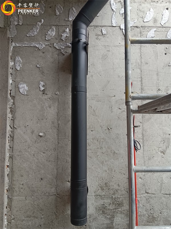 西安山水香堤丹麥Aduro 15LUX鋼板火爐安裝.jpg